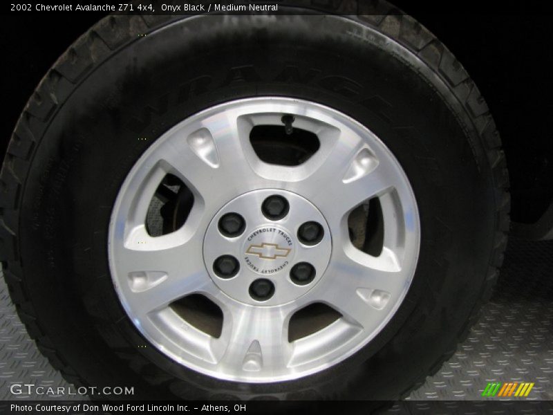Onyx Black / Medium Neutral 2002 Chevrolet Avalanche Z71 4x4