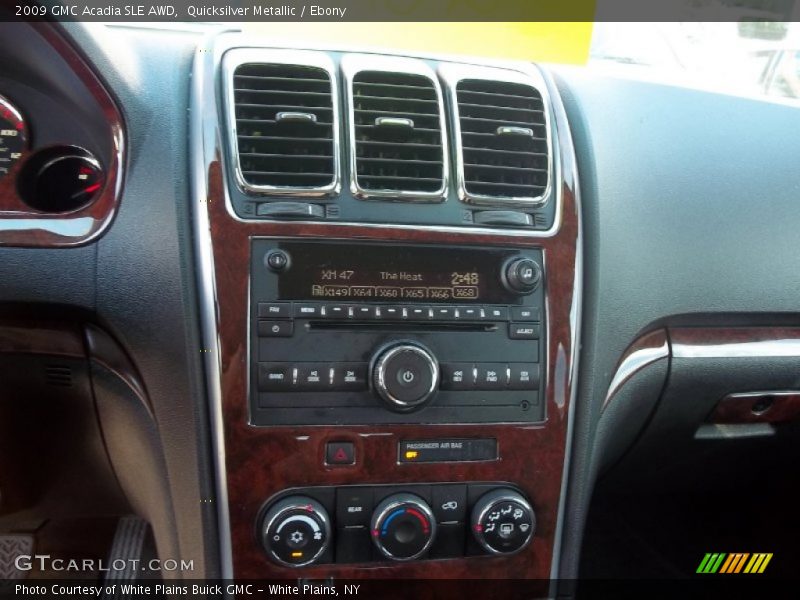 Quicksilver Metallic / Ebony 2009 GMC Acadia SLE AWD