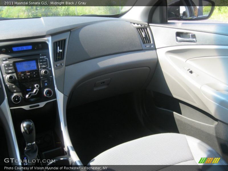 Midnight Black / Gray 2011 Hyundai Sonata GLS