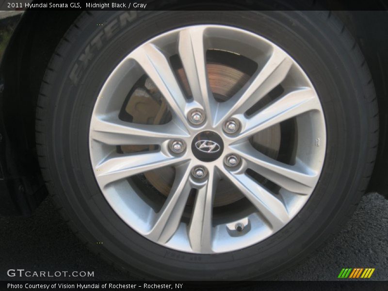 Midnight Black / Gray 2011 Hyundai Sonata GLS
