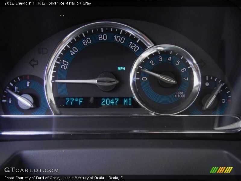 Silver Ice Metallic / Gray 2011 Chevrolet HHR LS