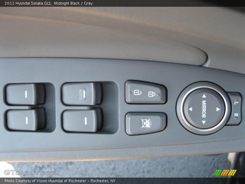 Midnight Black / Gray 2011 Hyundai Sonata GLS