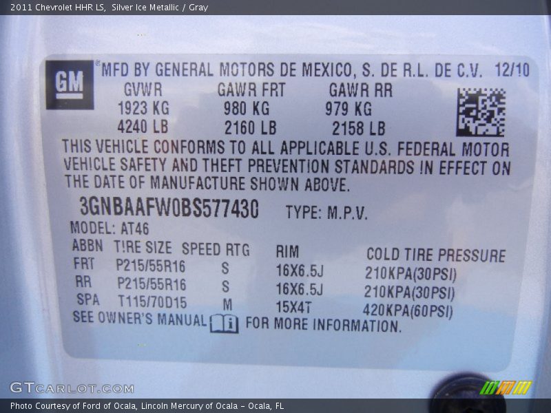 Silver Ice Metallic / Gray 2011 Chevrolet HHR LS