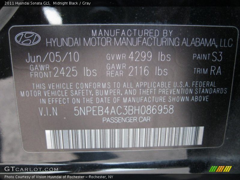 Midnight Black / Gray 2011 Hyundai Sonata GLS