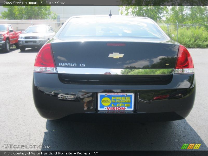 Black / Gray 2009 Chevrolet Impala LS