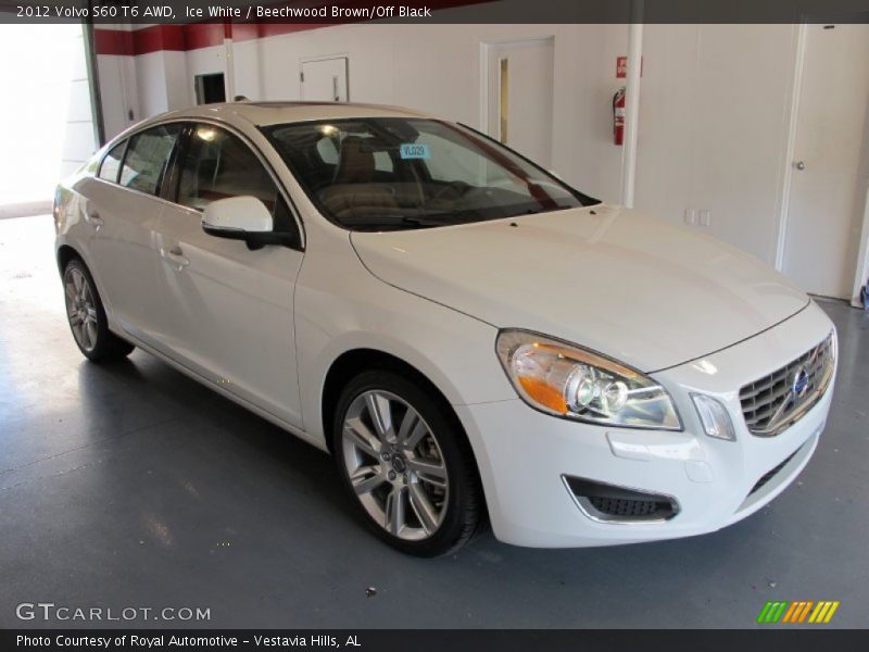 Front 3/4 View of 2012 S60 T6 AWD