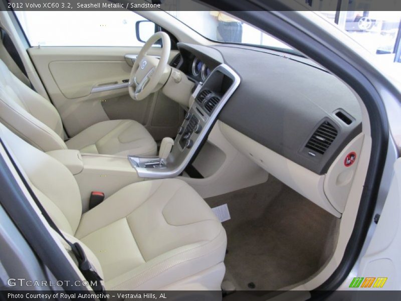  2012 XC60 3.2 Sandstone Interior