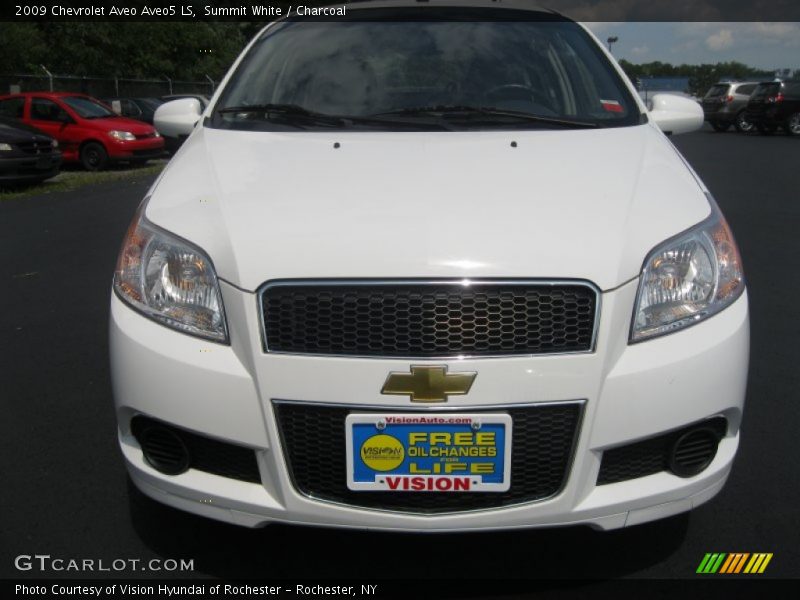 Summit White / Charcoal 2009 Chevrolet Aveo Aveo5 LS
