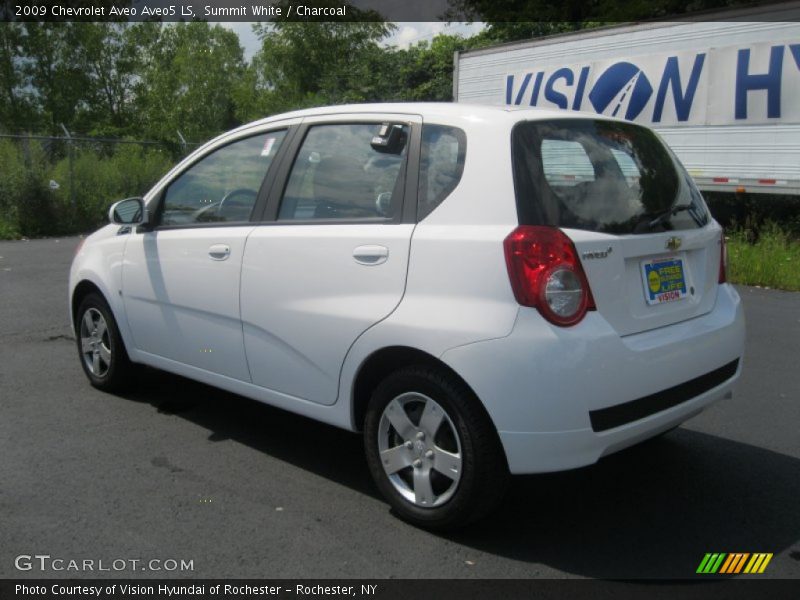 Summit White / Charcoal 2009 Chevrolet Aveo Aveo5 LS