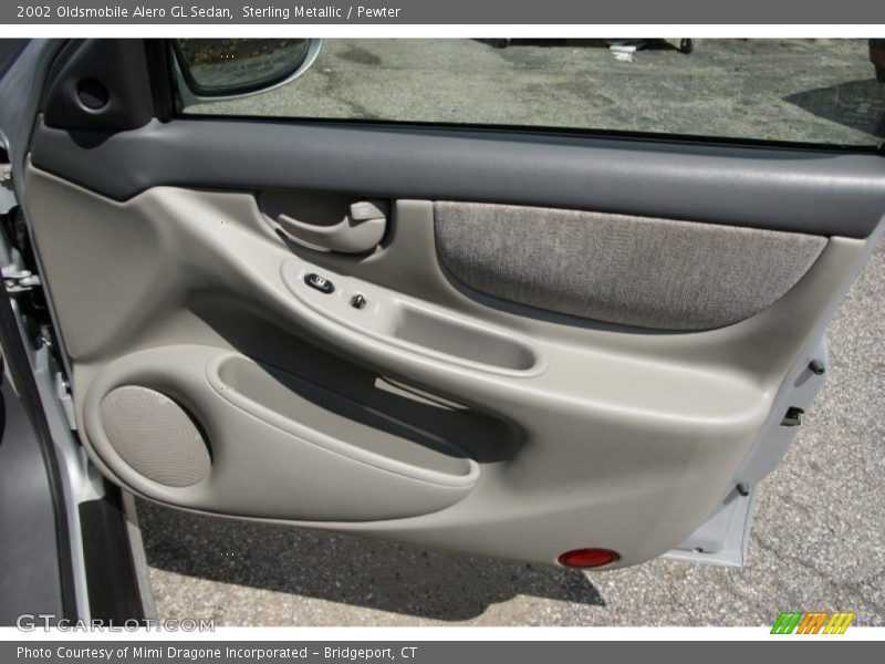 Sterling Metallic / Pewter 2002 Oldsmobile Alero GL Sedan