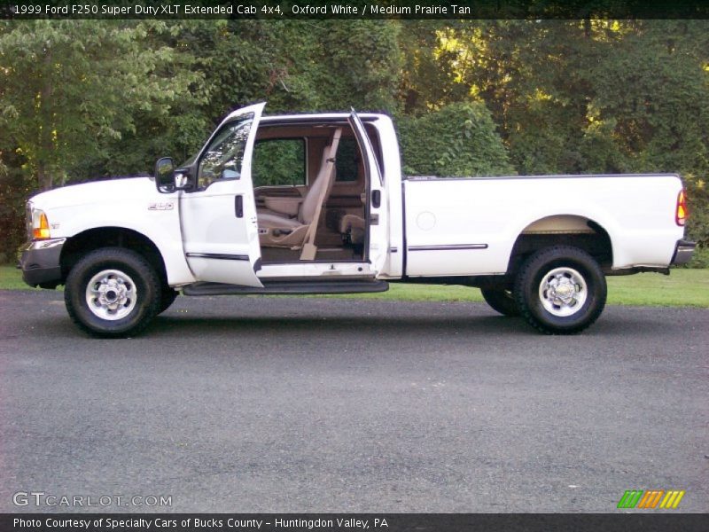 Oxford White / Medium Prairie Tan 1999 Ford F250 Super Duty XLT Extended Cab 4x4