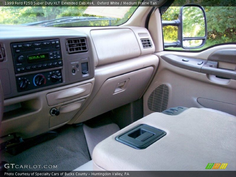 Oxford White / Medium Prairie Tan 1999 Ford F250 Super Duty XLT Extended Cab 4x4