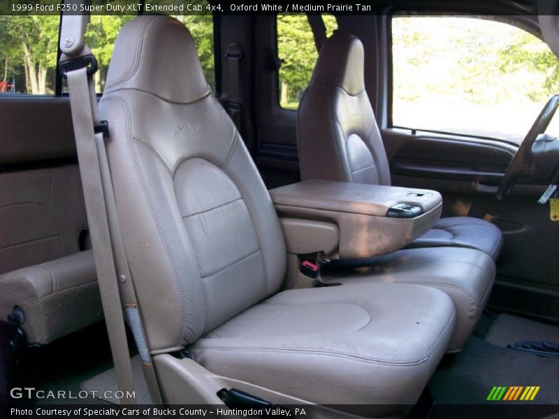 Oxford White / Medium Prairie Tan 1999 Ford F250 Super Duty XLT Extended Cab 4x4