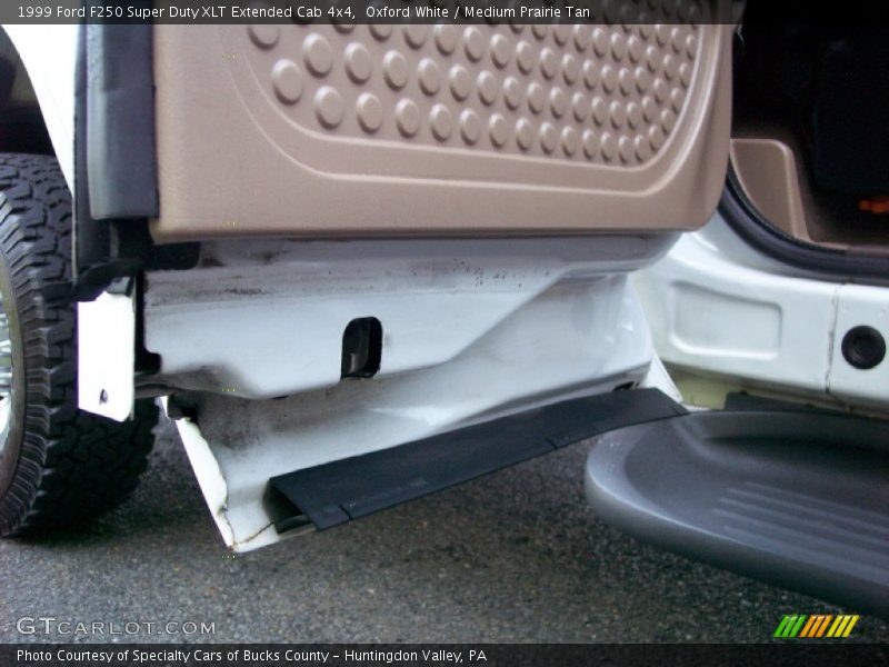 Oxford White / Medium Prairie Tan 1999 Ford F250 Super Duty XLT Extended Cab 4x4