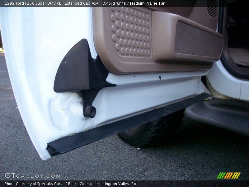 Oxford White / Medium Prairie Tan 1999 Ford F250 Super Duty XLT Extended Cab 4x4