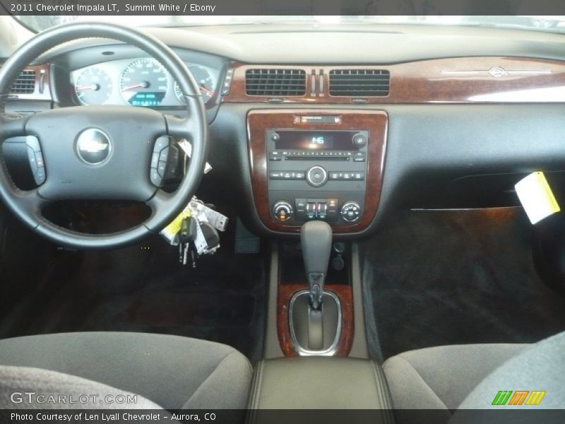 Summit White / Ebony 2011 Chevrolet Impala LT