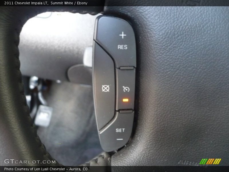 Summit White / Ebony 2011 Chevrolet Impala LT