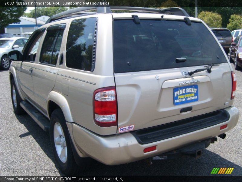 Sunlit Sand Metallic / Beige 2003 Nissan Pathfinder SE 4x4