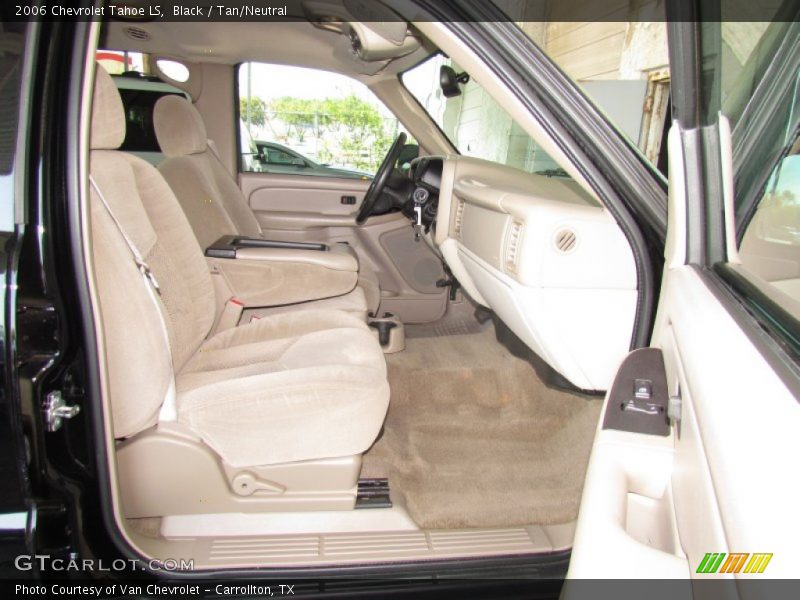  2006 Tahoe LS Tan/Neutral Interior