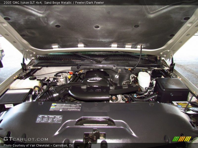 Sand Beige Metallic / Pewter/Dark Pewter 2005 GMC Yukon SLT 4x4