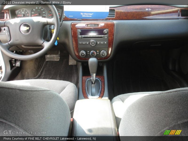 Summit White / Ebony 2011 Chevrolet Impala LS