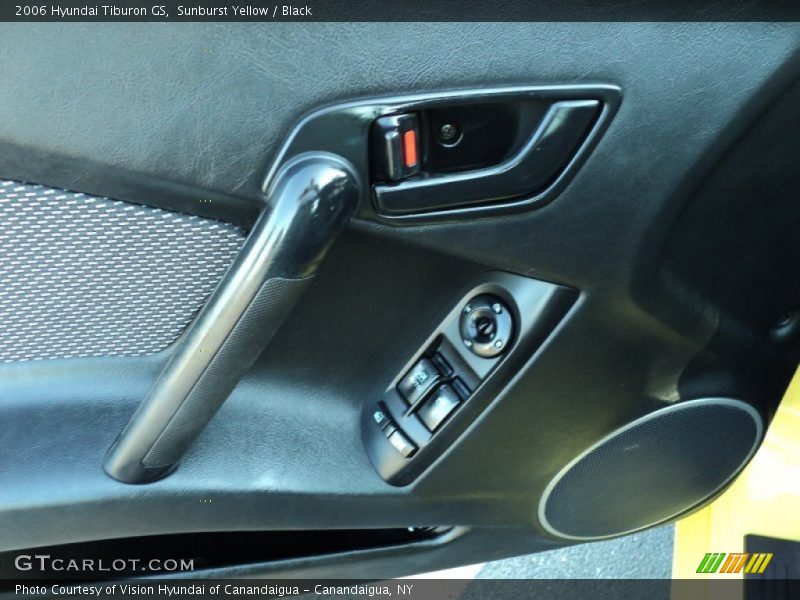 Sunburst Yellow / Black 2006 Hyundai Tiburon GS