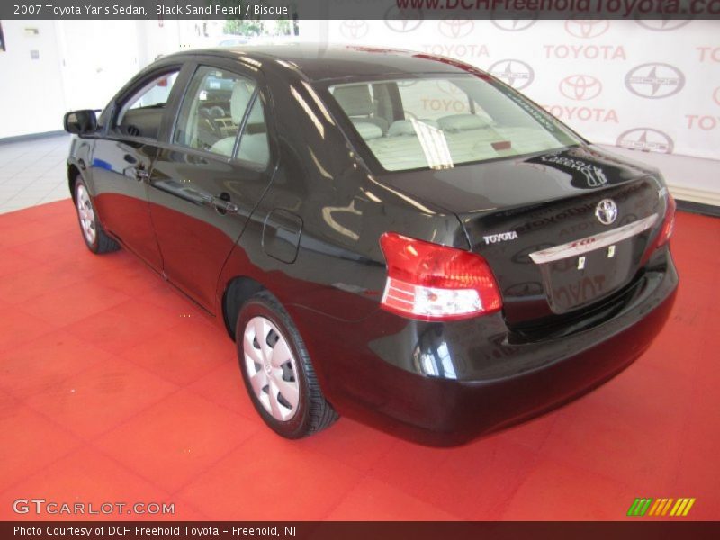 Black Sand Pearl / Bisque 2007 Toyota Yaris Sedan