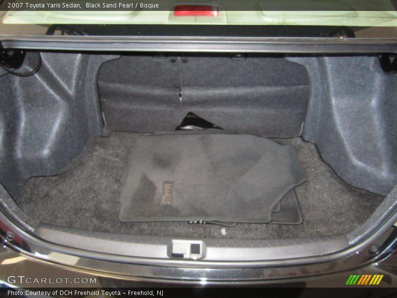 Black Sand Pearl / Bisque 2007 Toyota Yaris Sedan