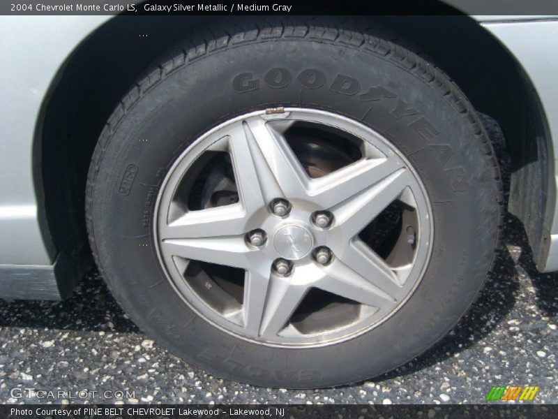 Galaxy Silver Metallic / Medium Gray 2004 Chevrolet Monte Carlo LS