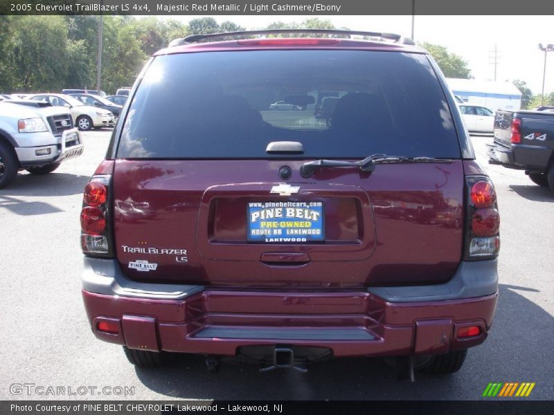 Majestic Red Metallic / Light Cashmere/Ebony 2005 Chevrolet TrailBlazer LS 4x4