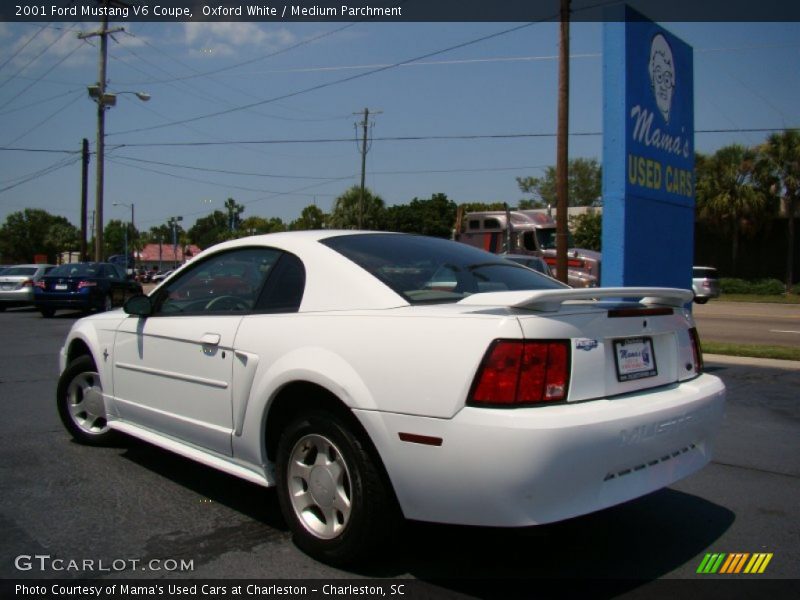 Oxford White / Medium Parchment 2001 Ford Mustang V6 Coupe