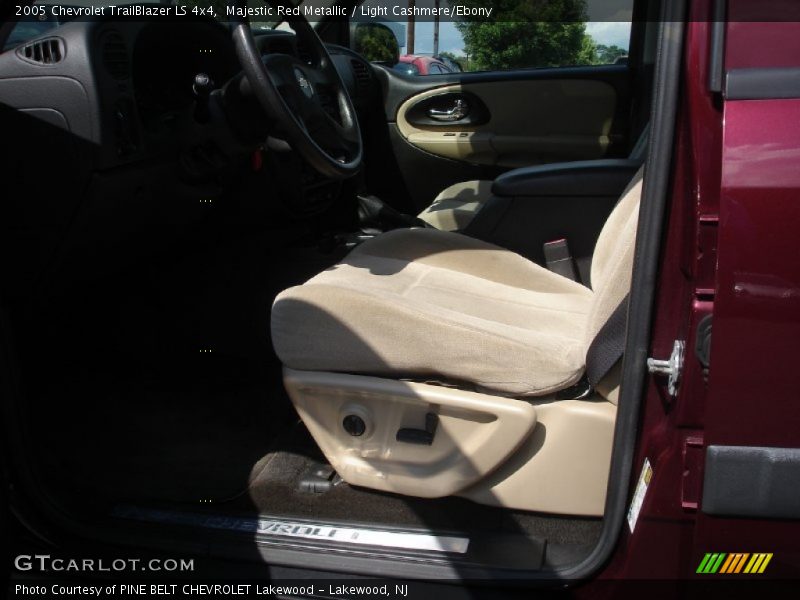 Majestic Red Metallic / Light Cashmere/Ebony 2005 Chevrolet TrailBlazer LS 4x4