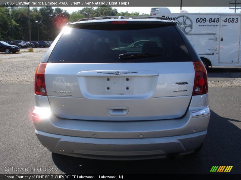 Bright Silver Metallic / Light Taupe 2005 Chrysler Pacifica Limited AWD
