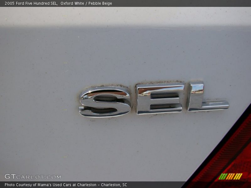 Oxford White / Pebble Beige 2005 Ford Five Hundred SEL