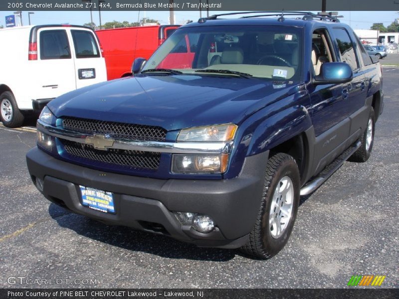 Bermuda Blue Metallic / Tan/Neutral 2005 Chevrolet Avalanche Z71 4x4