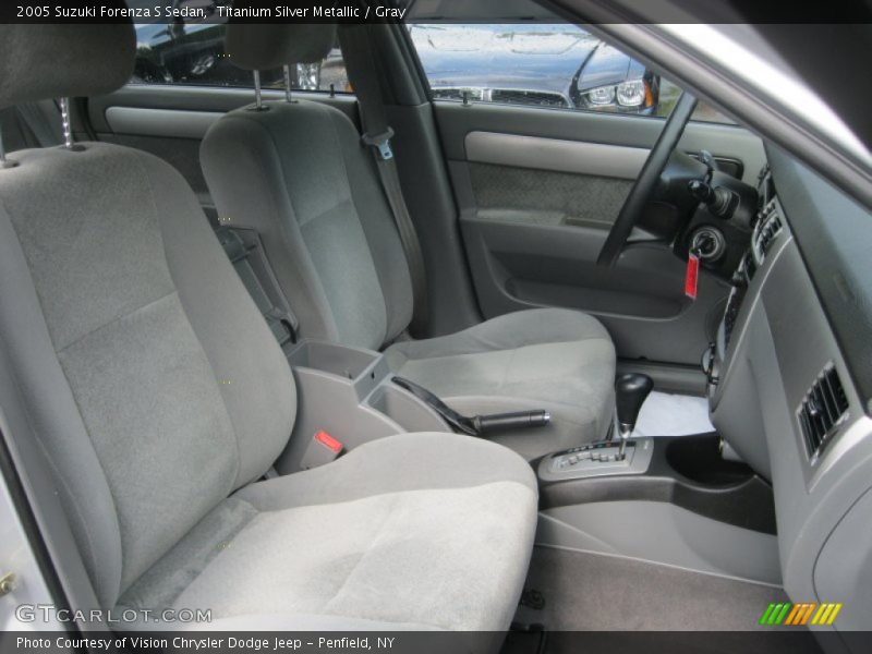 Titanium Silver Metallic / Gray 2005 Suzuki Forenza S Sedan