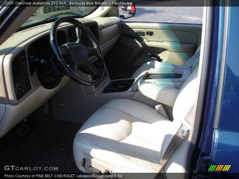 Bermuda Blue Metallic / Tan/Neutral 2005 Chevrolet Avalanche Z71 4x4