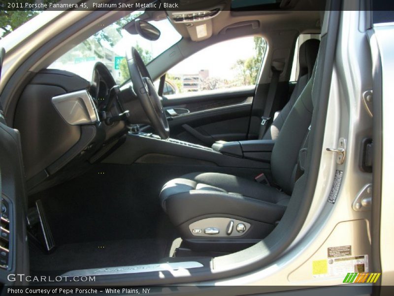 Platinum Silver Metallic / Black 2011 Porsche Panamera 4S