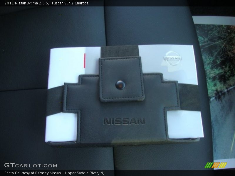 Tuscan Sun / Charcoal 2011 Nissan Altima 2.5 S