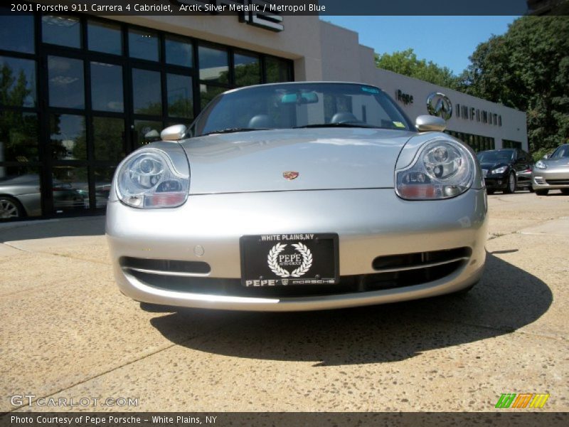 Arctic Silver Metallic / Metropol Blue 2001 Porsche 911 Carrera 4 Cabriolet