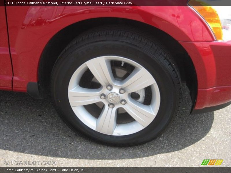 Inferno Red Crystal Pearl / Dark Slate Gray 2011 Dodge Caliber Mainstreet