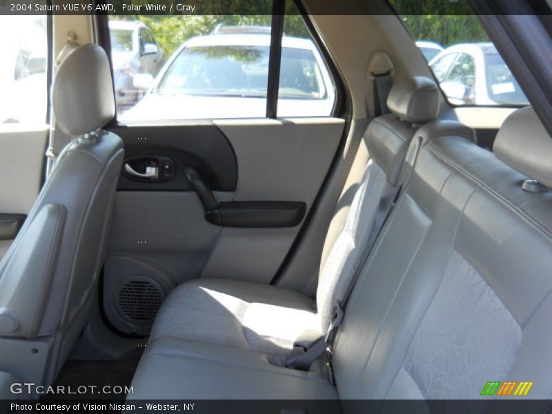 Polar White / Gray 2004 Saturn VUE V6 AWD