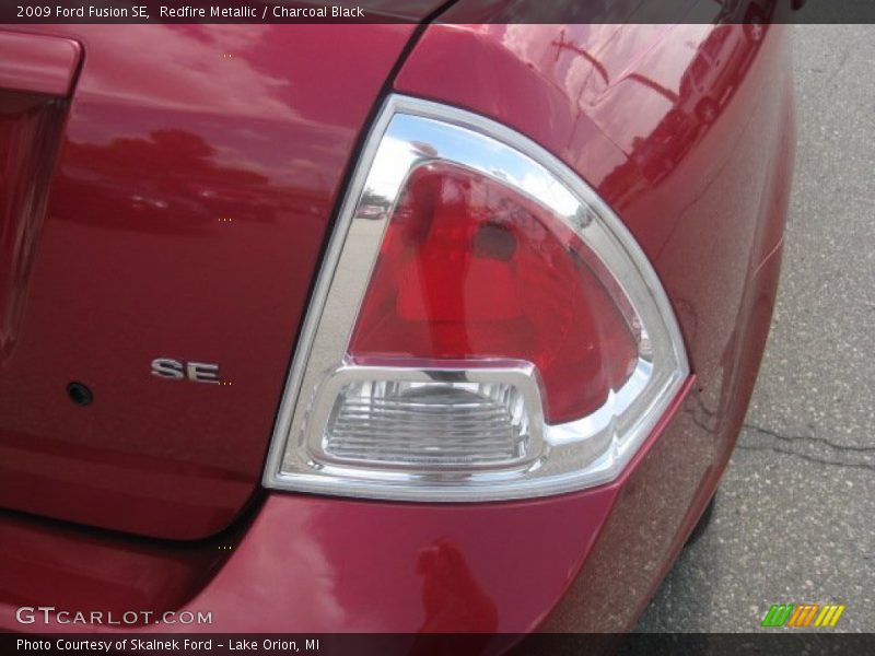 Redfire Metallic / Charcoal Black 2009 Ford Fusion SE