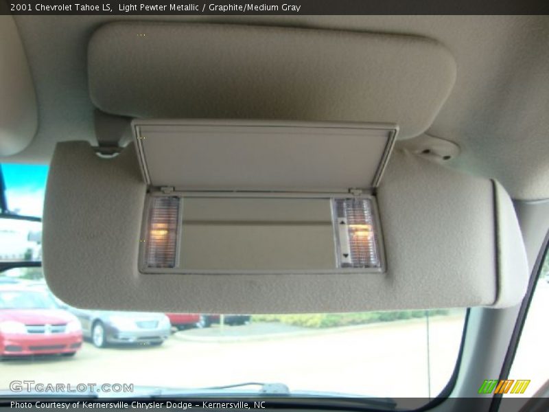 Light Pewter Metallic / Graphite/Medium Gray 2001 Chevrolet Tahoe LS