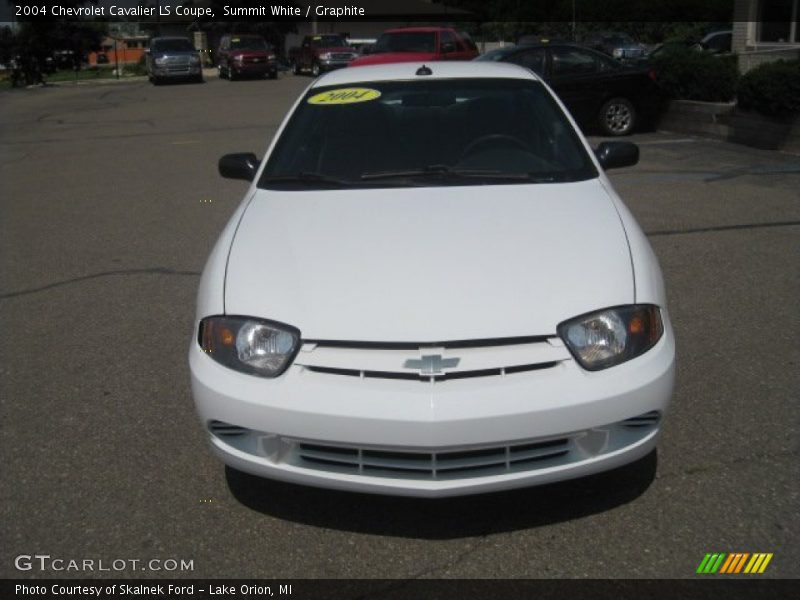 Summit White / Graphite 2004 Chevrolet Cavalier LS Coupe