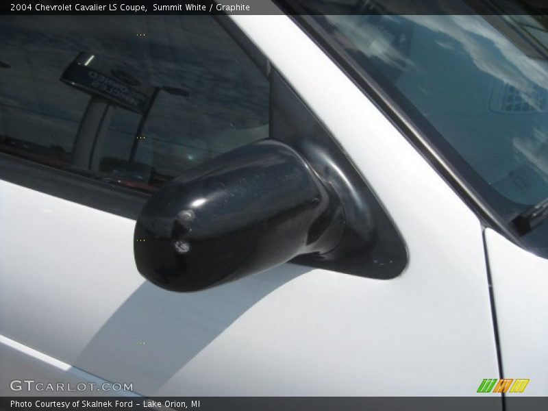 Summit White / Graphite 2004 Chevrolet Cavalier LS Coupe