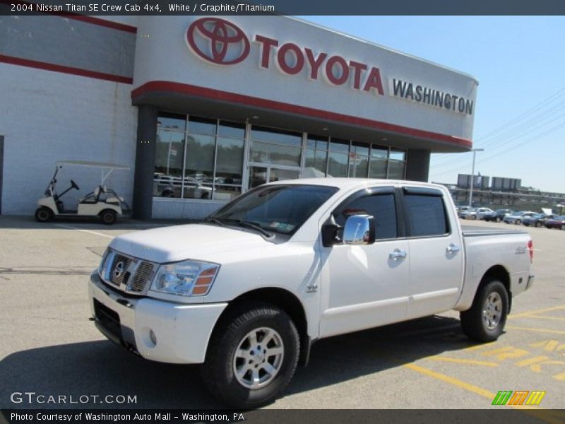 White / Graphite/Titanium 2004 Nissan Titan SE Crew Cab 4x4