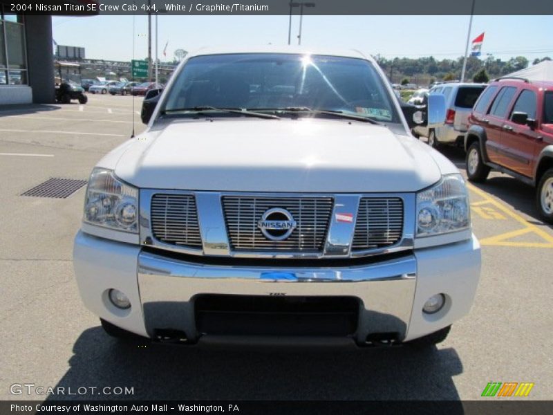 White / Graphite/Titanium 2004 Nissan Titan SE Crew Cab 4x4