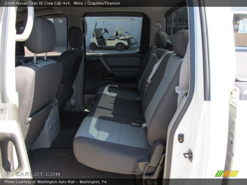 White / Graphite/Titanium 2004 Nissan Titan SE Crew Cab 4x4
