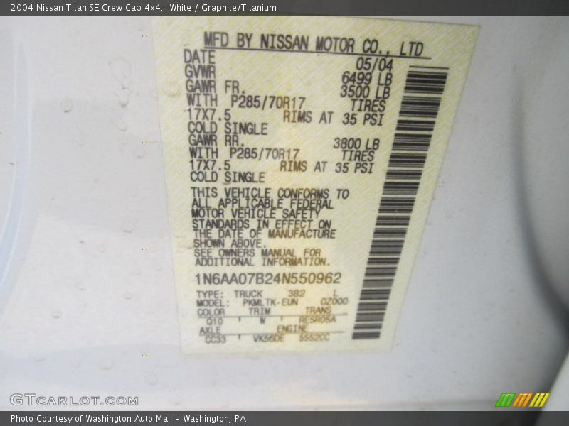 White / Graphite/Titanium 2004 Nissan Titan SE Crew Cab 4x4
